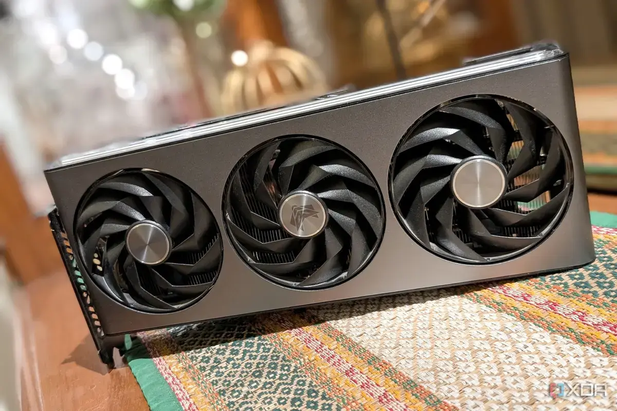 Gaming 4K pe hardware vechi: DLSS 4.5 vs. FSR 4.1