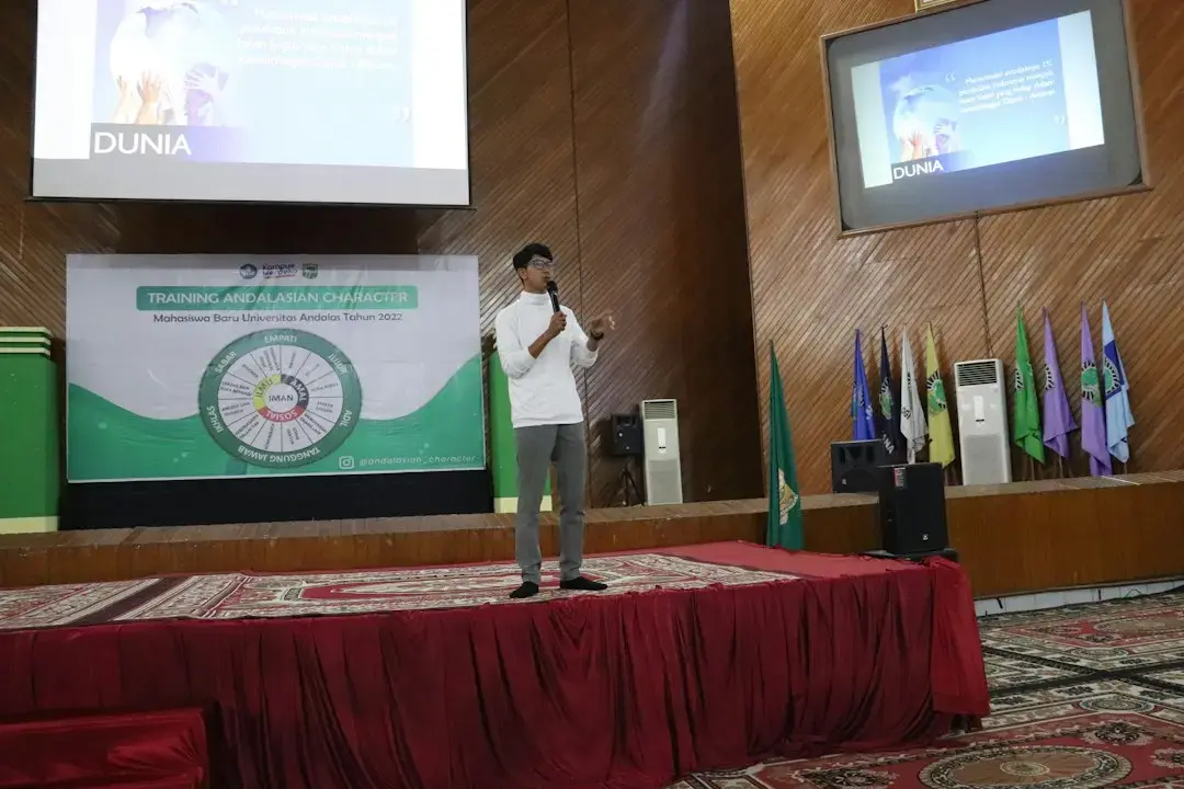 DNSC publică agenda conferinței cibernetică București 2026, 20‑22 octombrie