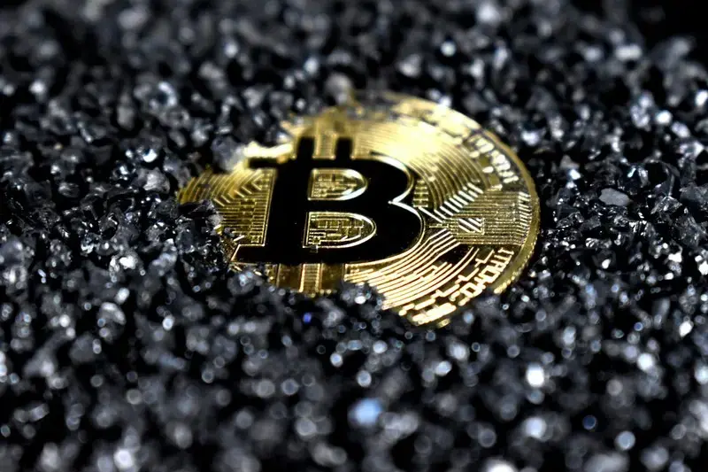 Misterul din spatele Bitcoin: Cine este cu adevărat inventatorul Satoshi Nakamoto
